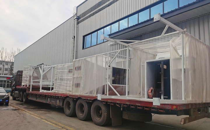 赤峰顆粒機(jī)裝車(chē)完成，準(zhǔn)備發(fā)貨