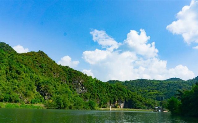 環(huán)境保護(hù)藍(lán)天綠水