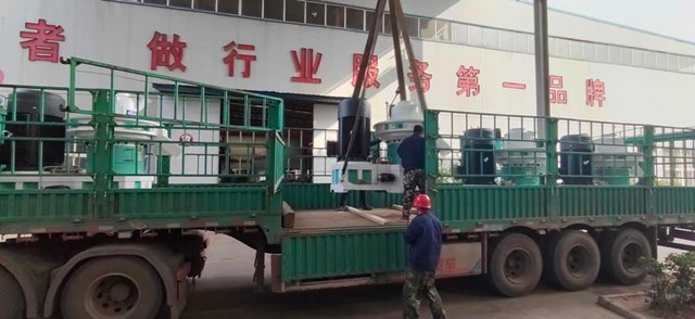 下圖為我們山東金格瑞顆粒機廠家昨天發(fā)貨的部分圖片