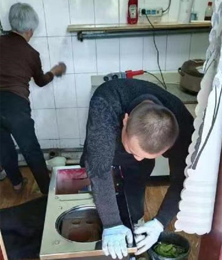 據(jù)悉，截至2022年9月底，承德市北方冬季清潔取暖項(xiàng)目已投入各級資金8.1億元，確保了工程項(xiàng)目的整體推進(jìn)。