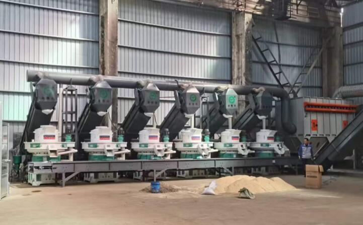 秸稈顆粒廠客戶(hù)現(xiàn)場(chǎng)